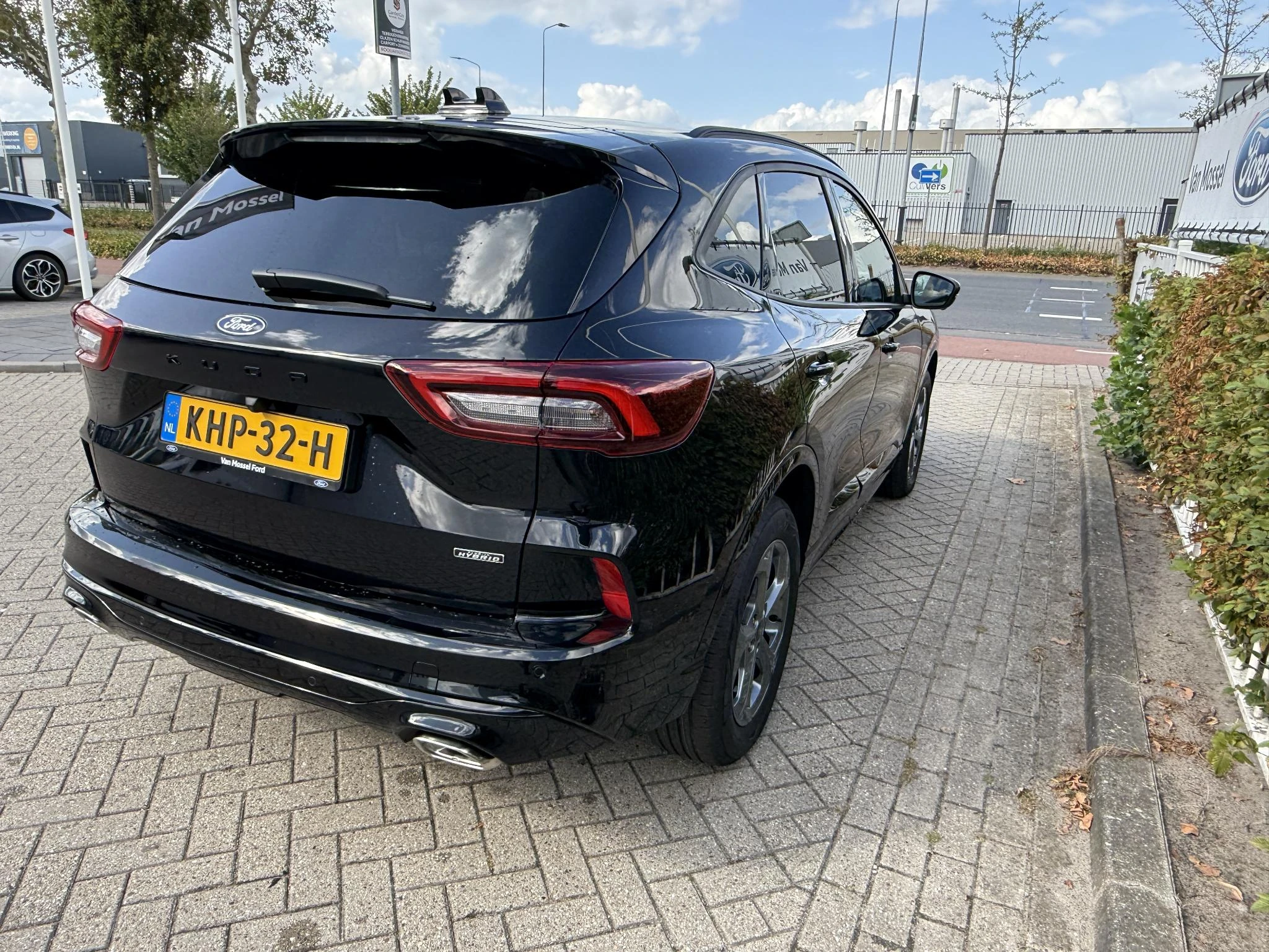 Ford-Kuga-image-4