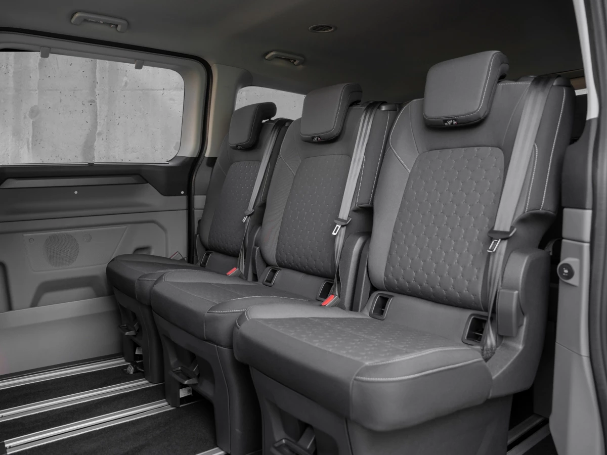 Ford-Tourneo Custom-image-7