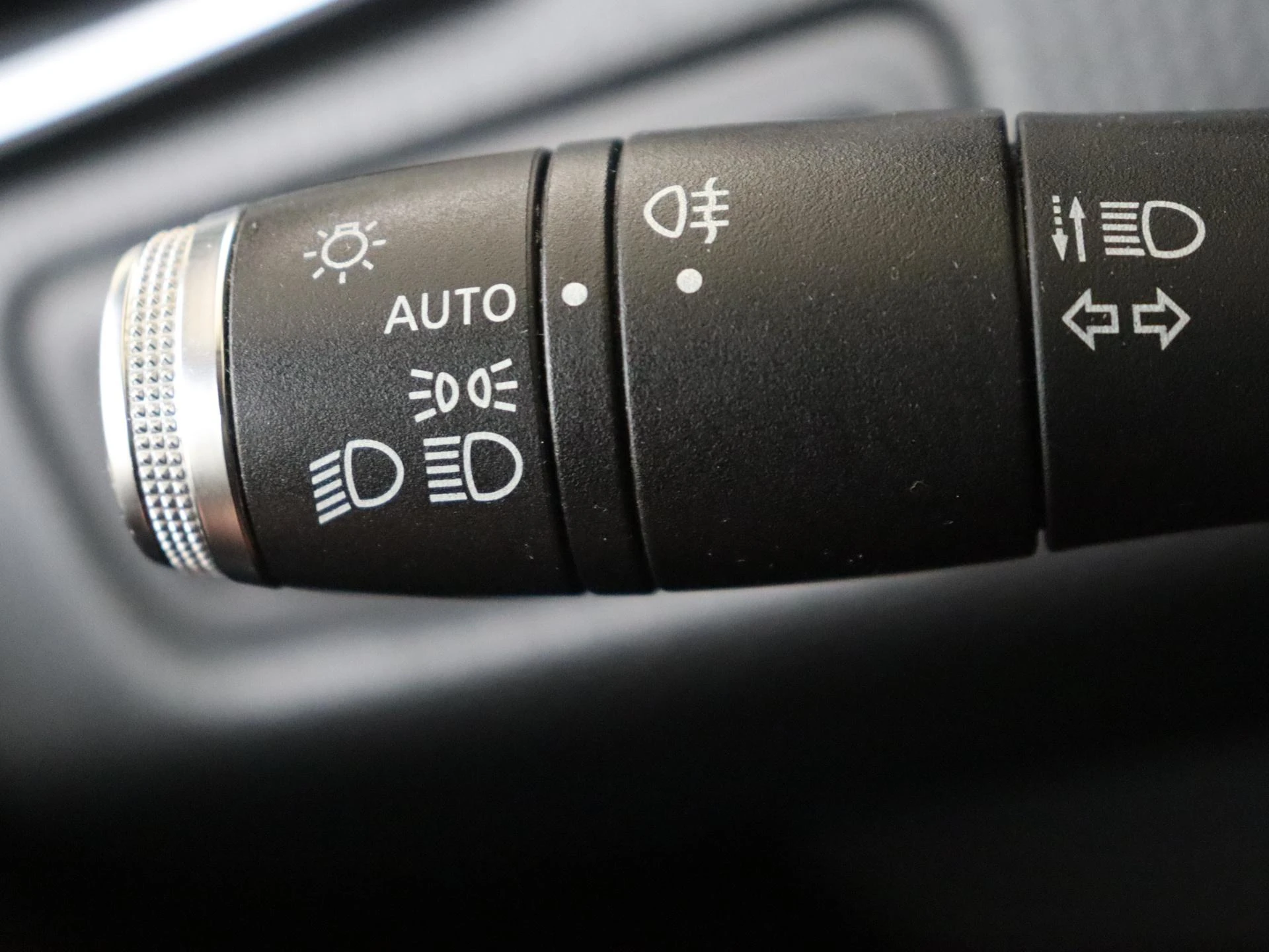 Renault-Clio-image-21