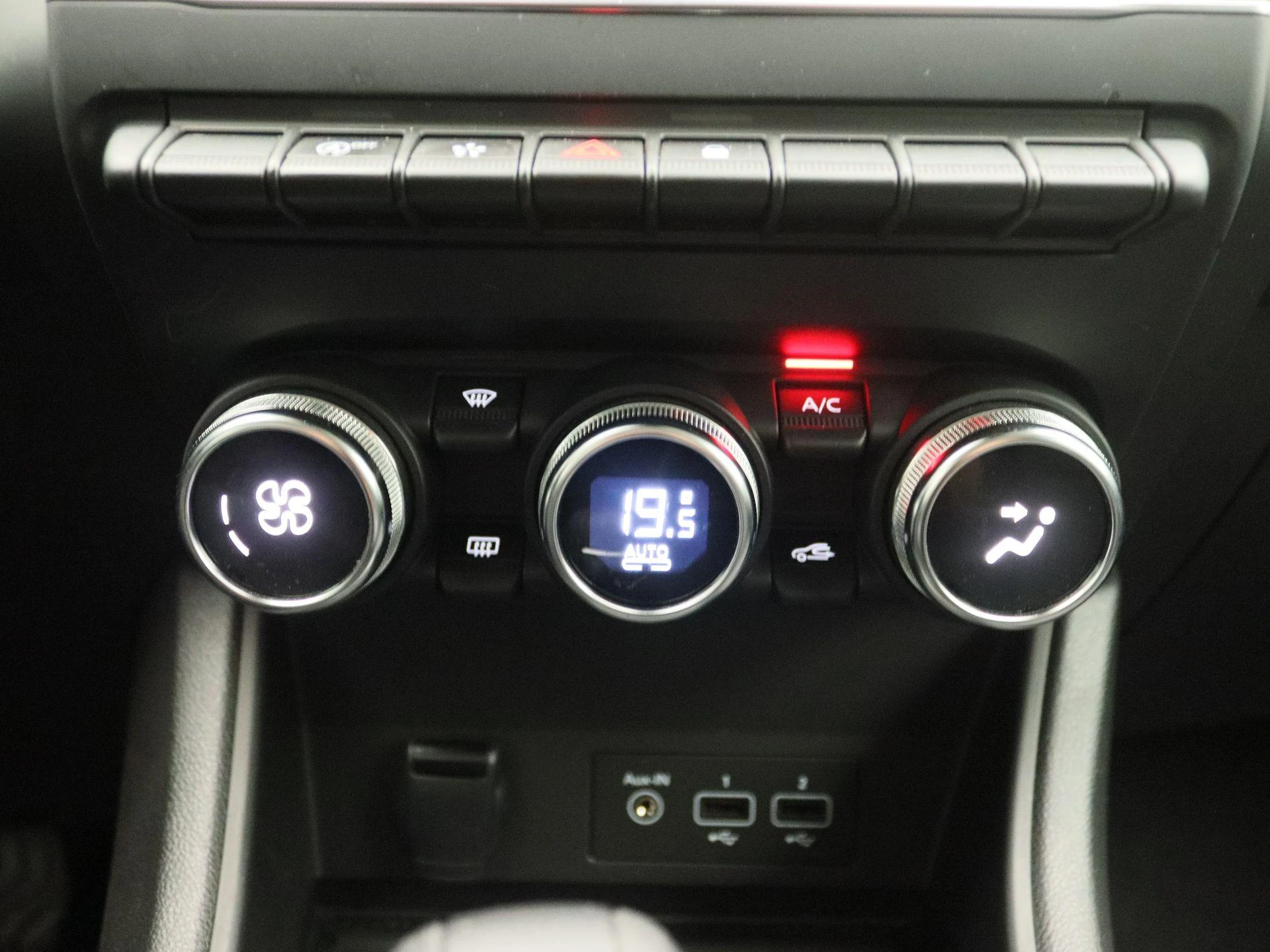 Renault-Captur-image-9