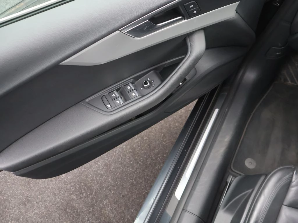 Audi A5 Sportback Audi A5 Sportback 40TFSI Advanced *AUTOMAAT*LEDER*NAVI*CRUISE*ZETELVERWARMING*...*