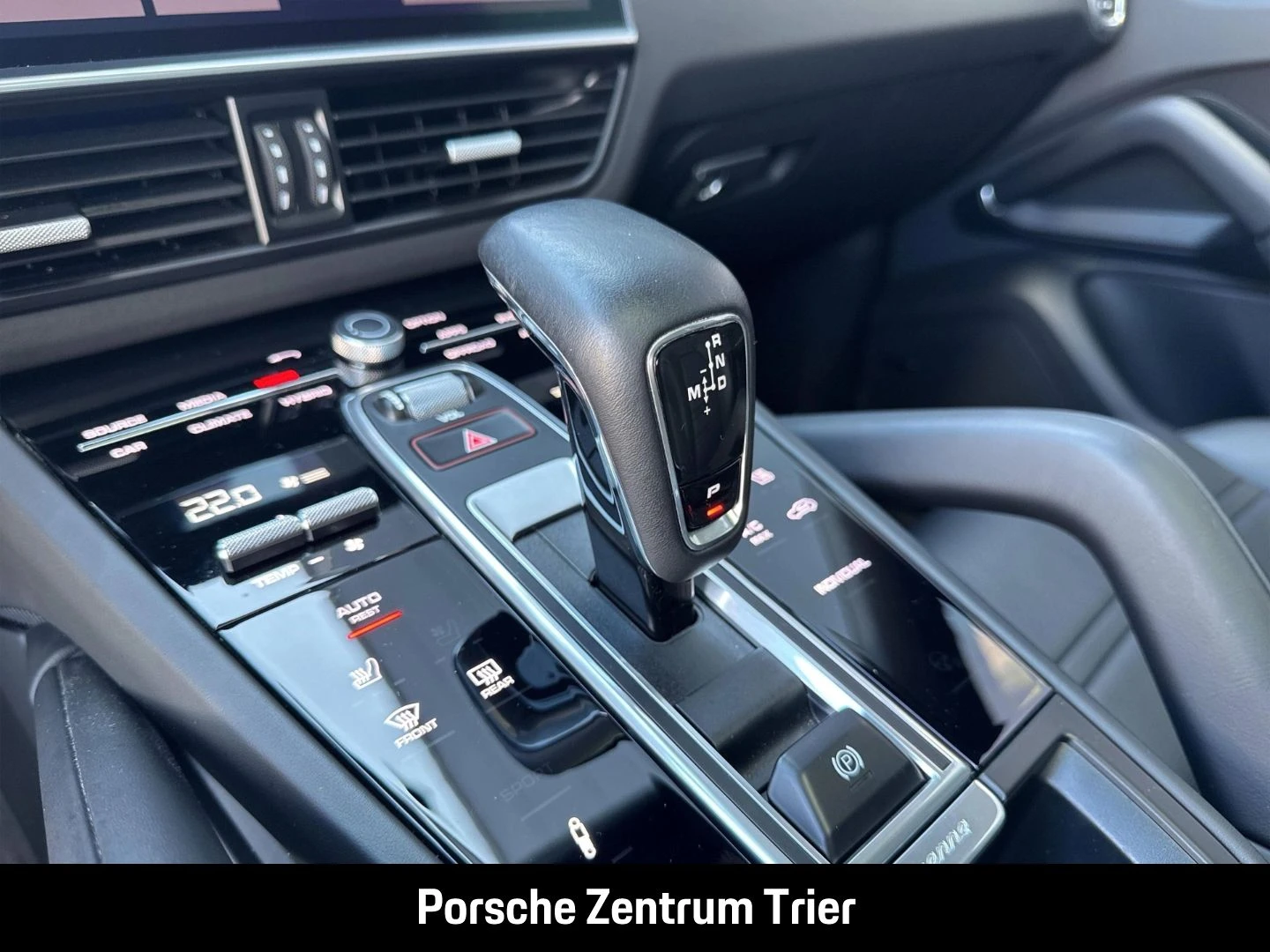 Porsche-Cayenne-image-19