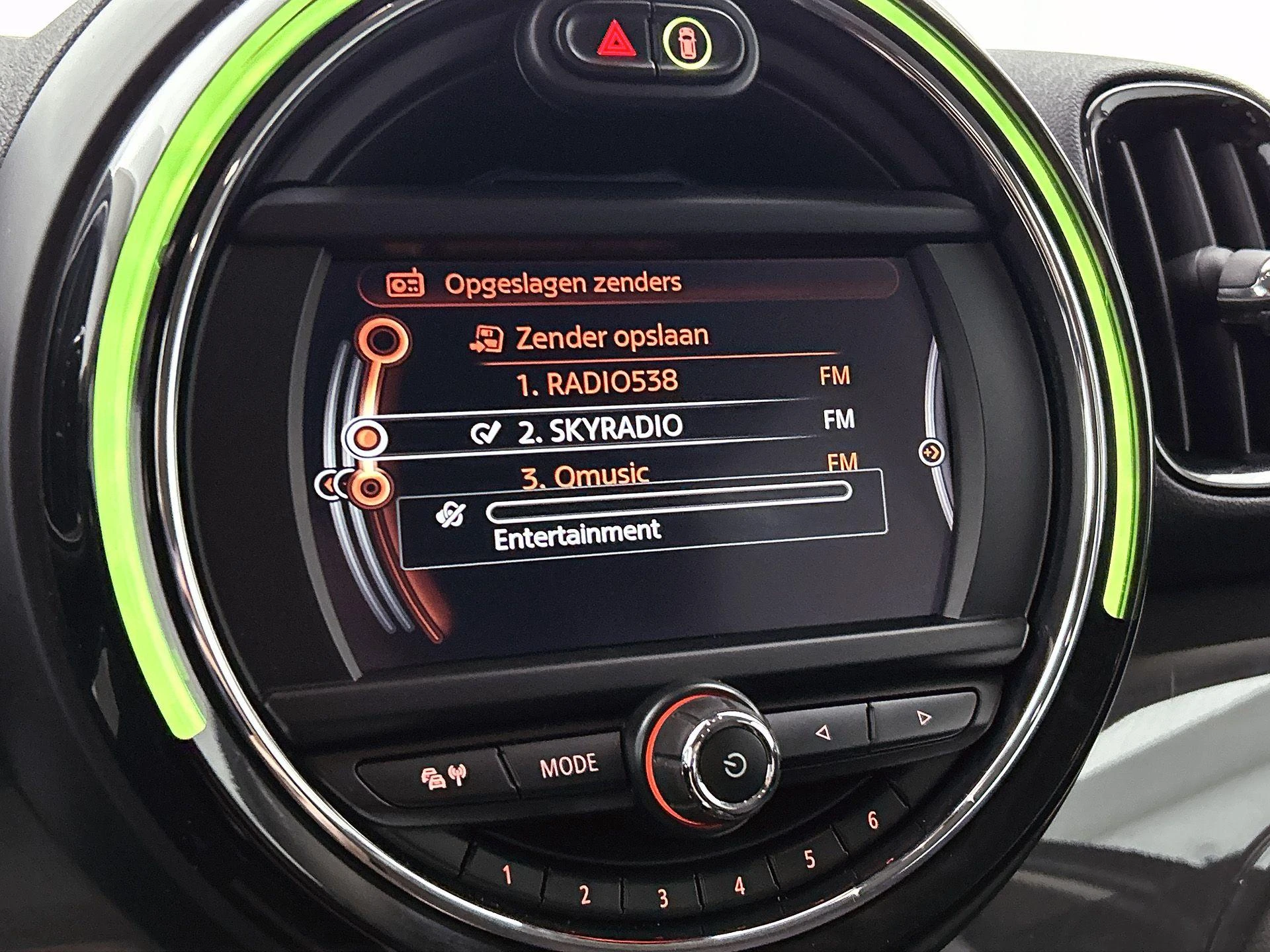 MINI-Countryman-image-6