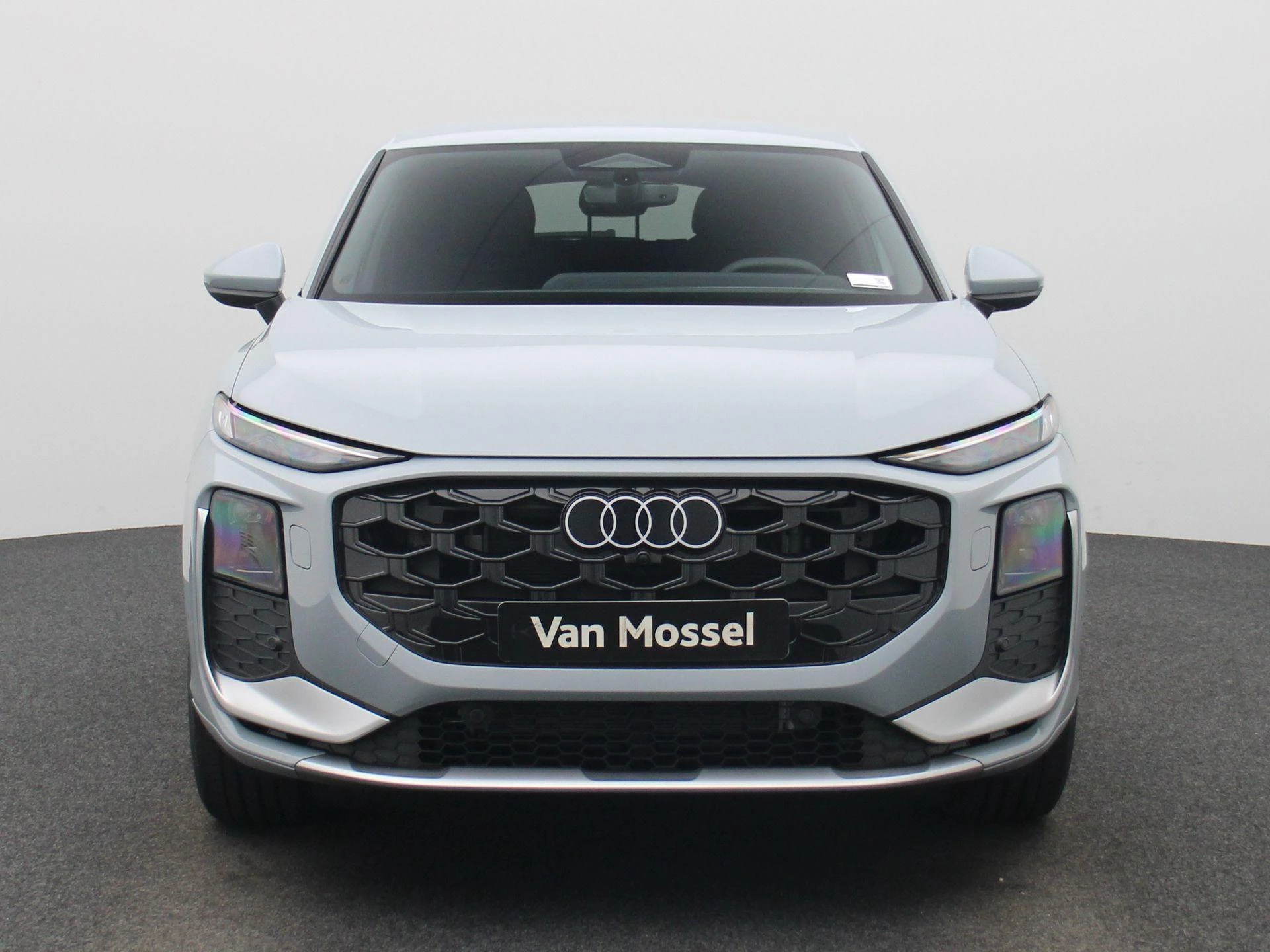 Audi-Q3-image-2