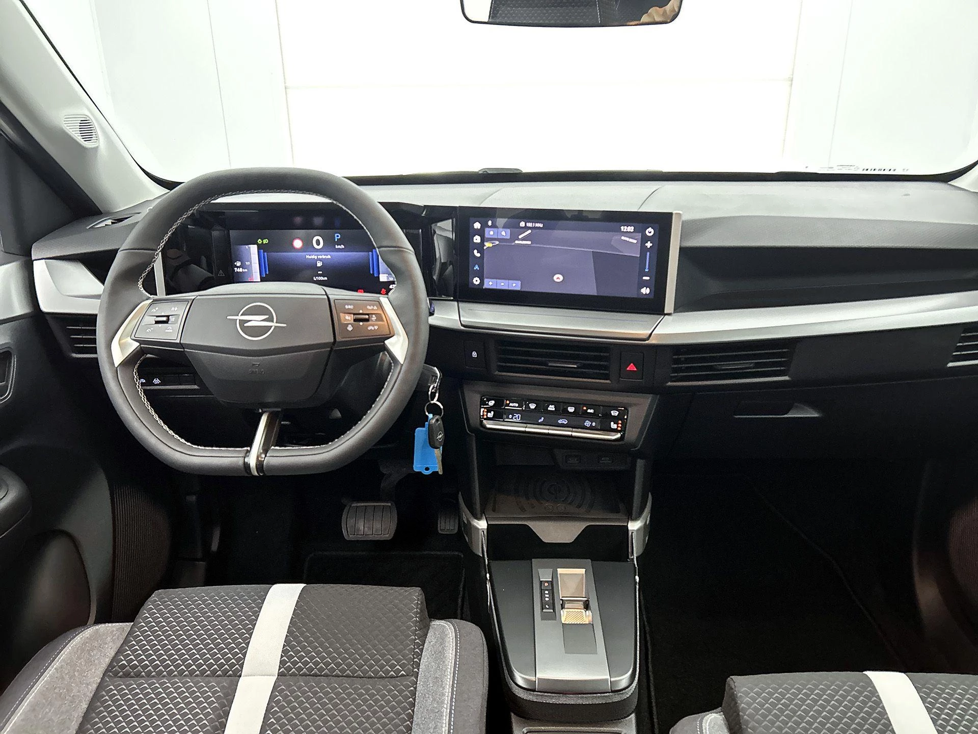Opel Frontera 1.2 Turbo Hybrid Edition