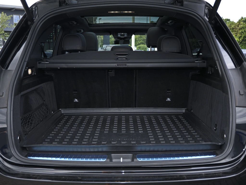 Mercedes-Benz-GLE 350 d-image-16