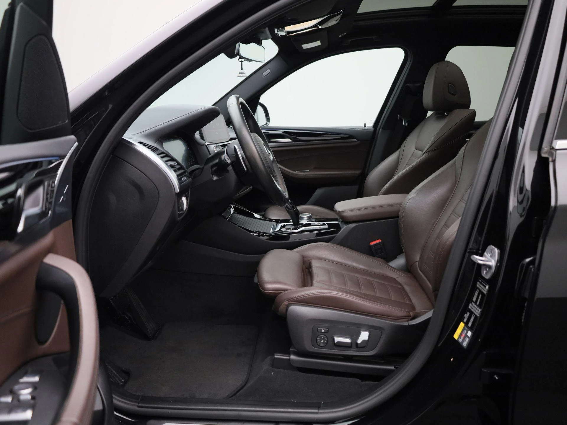 BMW-X3-image-12
