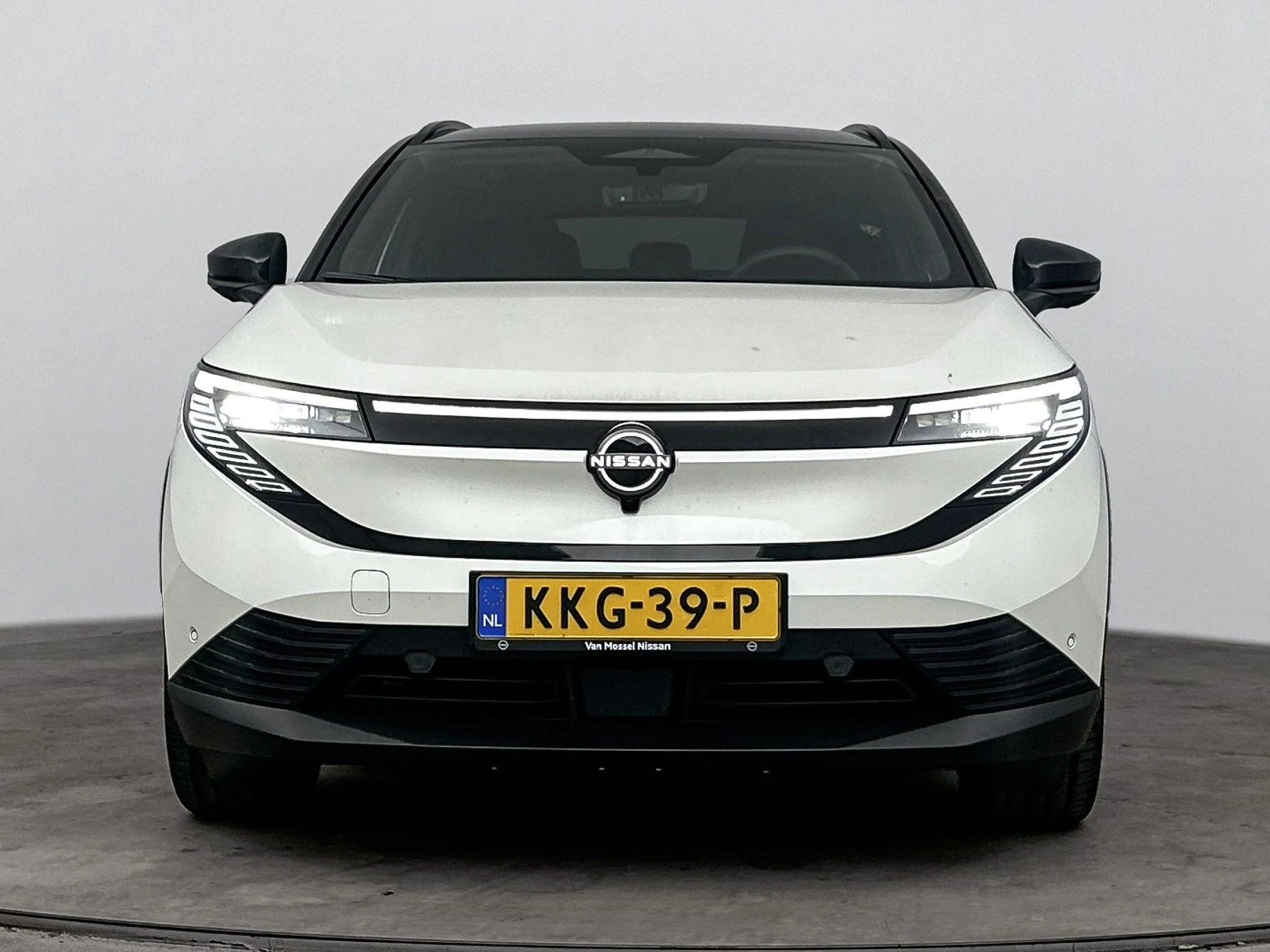 Nissan-Leaf-image-4