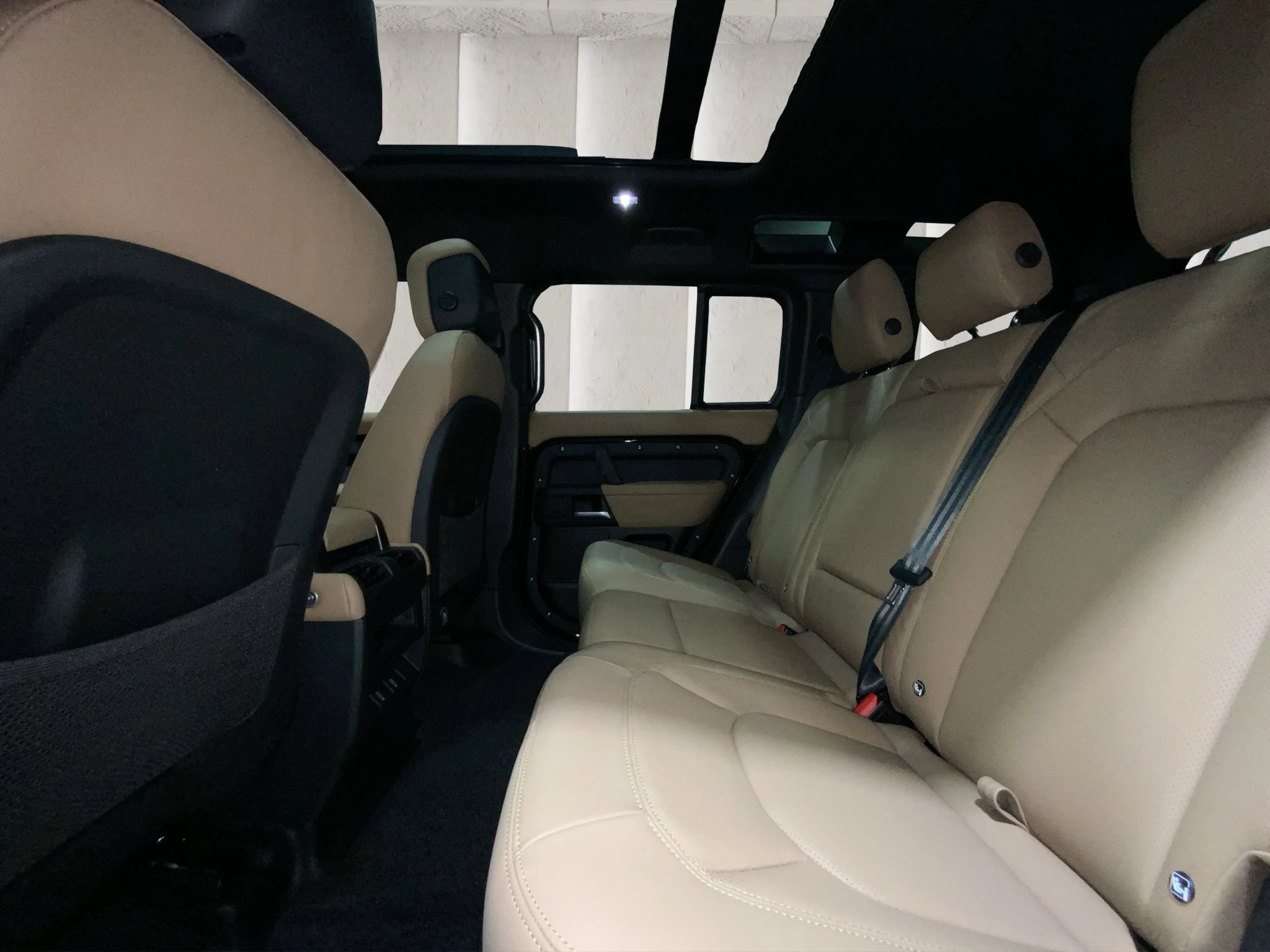 Land Rover Defender 110 X-Dynamic HSE D250