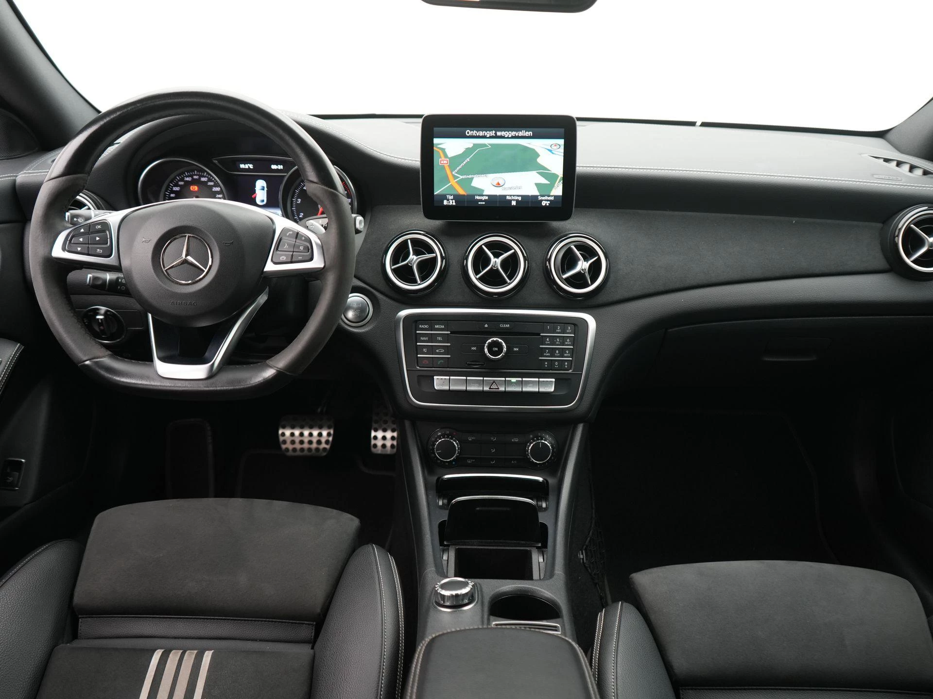 Mercedes-Benz CLA 200 Prestige