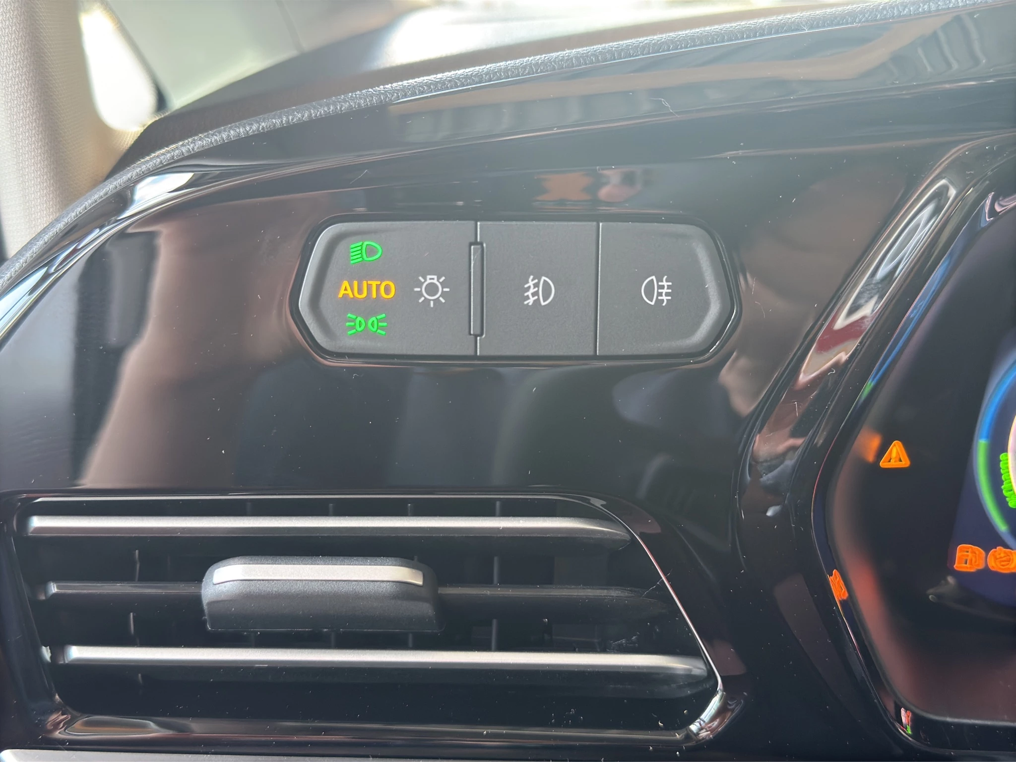 Ford-Tourneo Connect-image-16