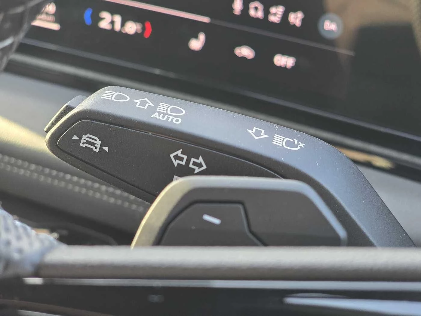 Audi-A6 Sportback e-tron-image-27