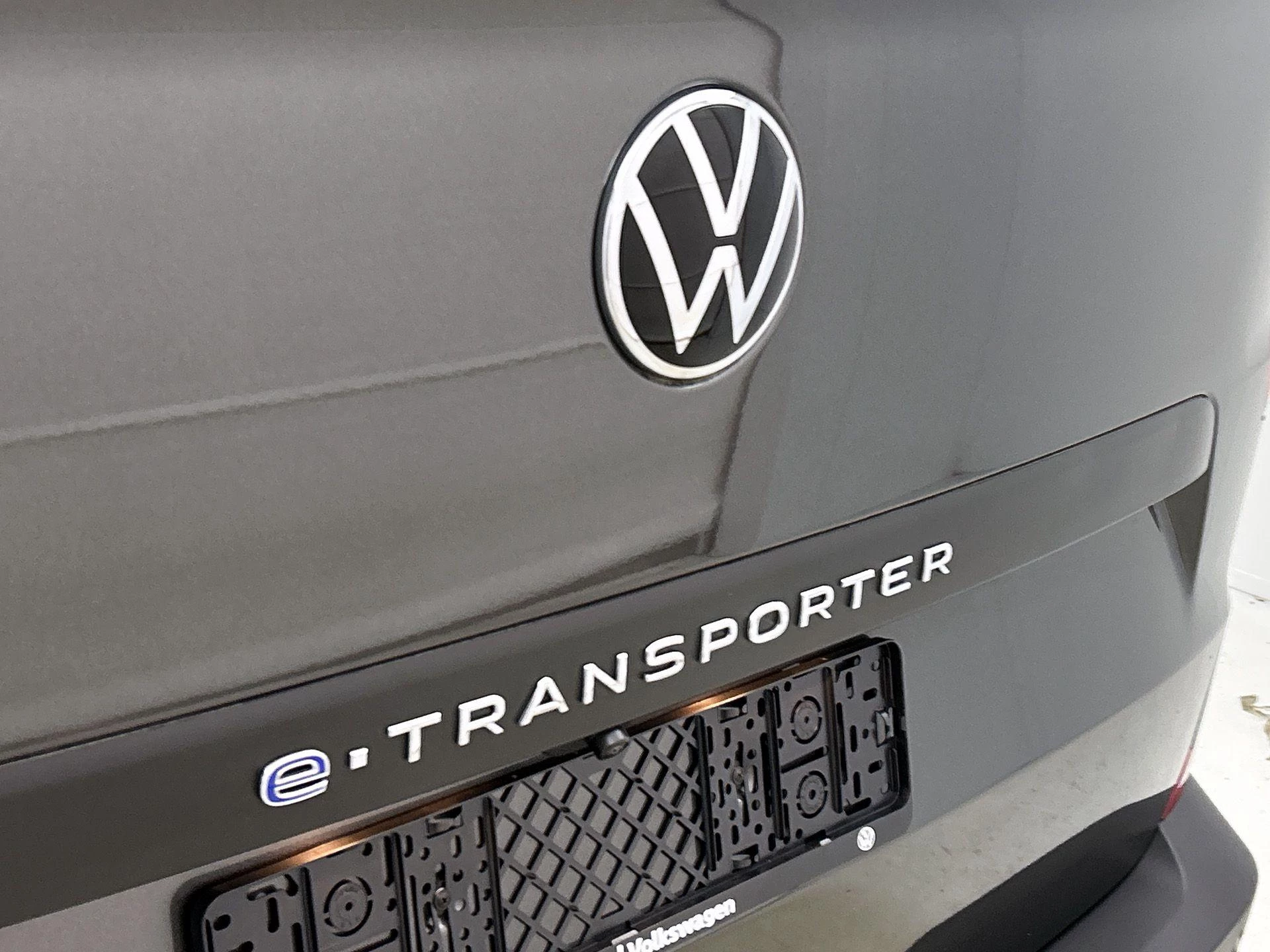 Volkswagen e-Transporter L2H1 Life 64 kWh 136PK