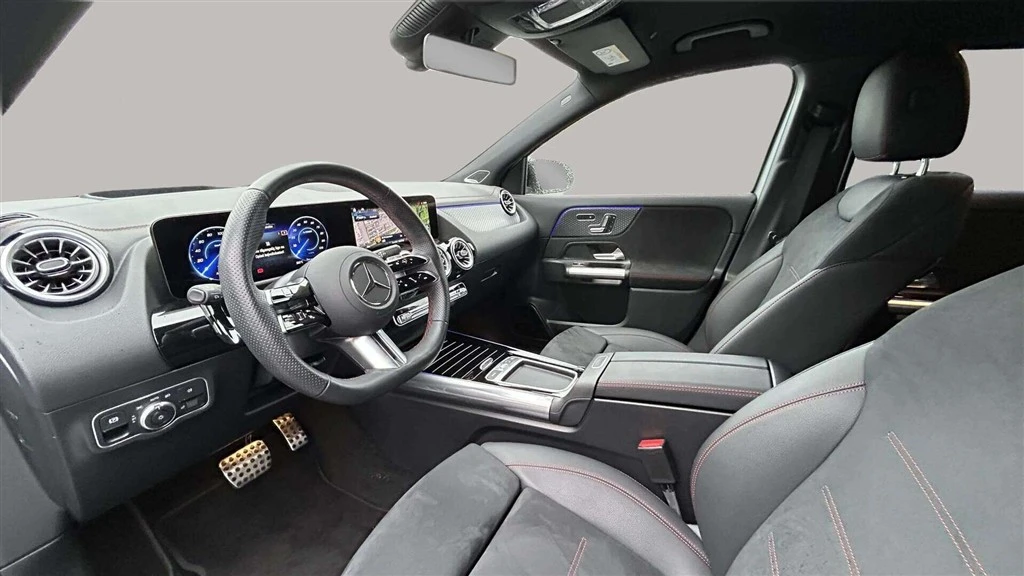 Mercedes-Benz-EQA-image-9