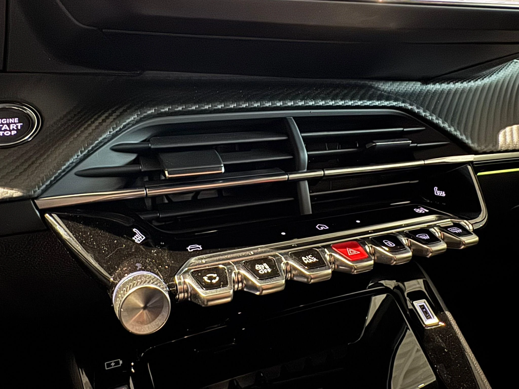 Peugeot-e-208-image-22