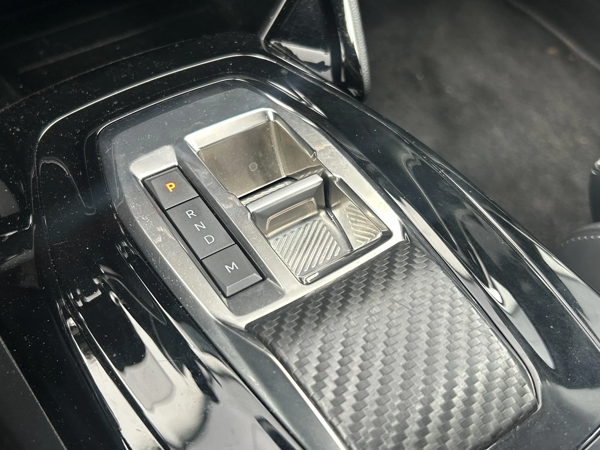 Peugeot-208-image-17
