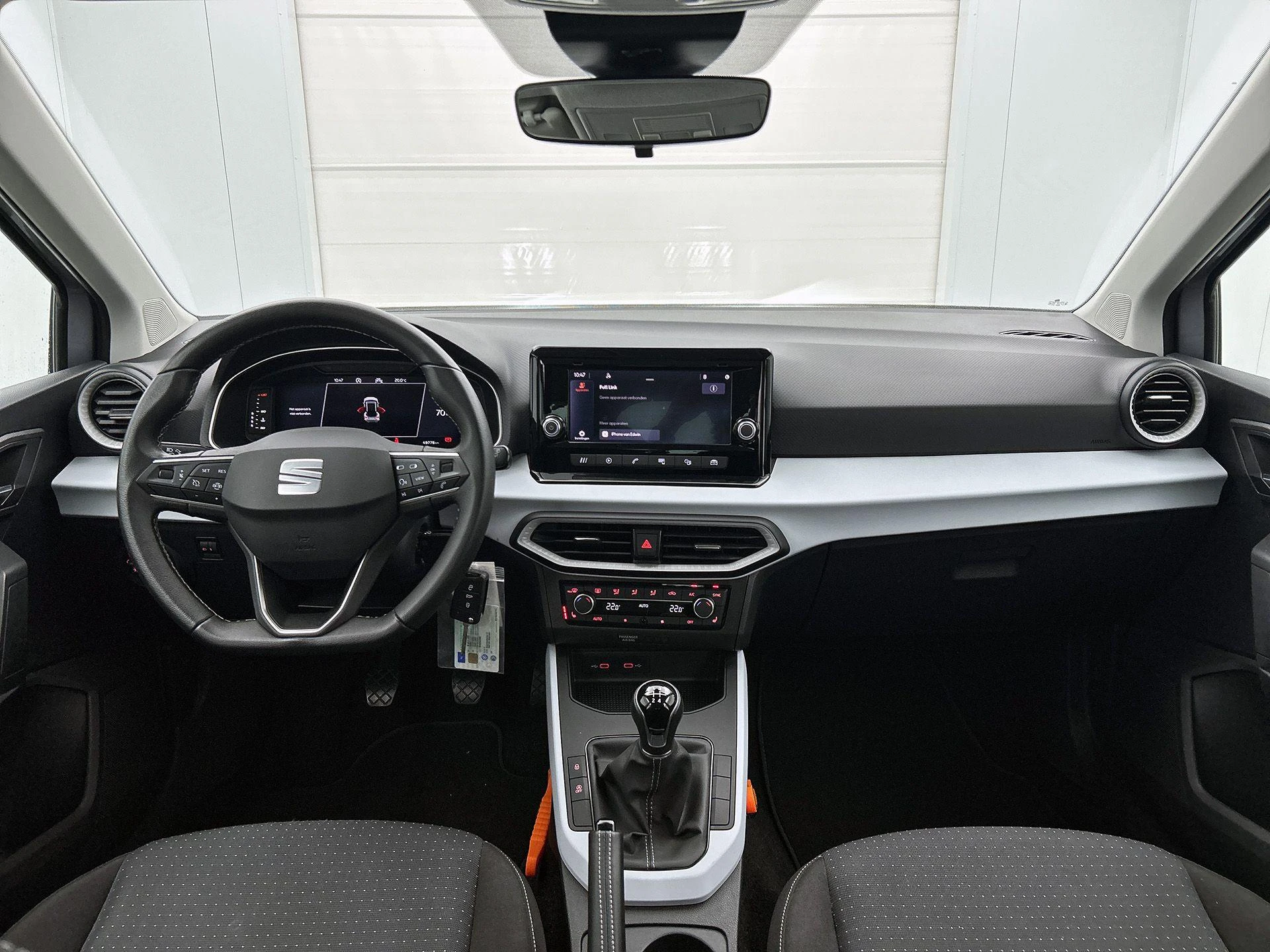SEAT-Arona-image-19