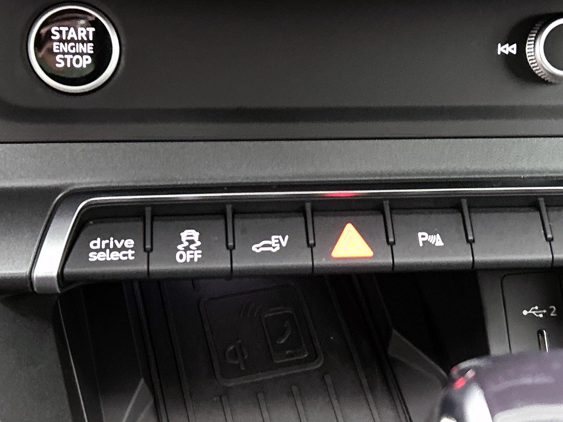 Audi Q3 45 TFSI e S edition