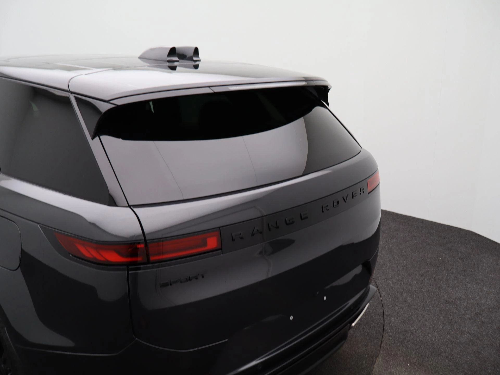 Land Rover-Range Rover Sport-image-46