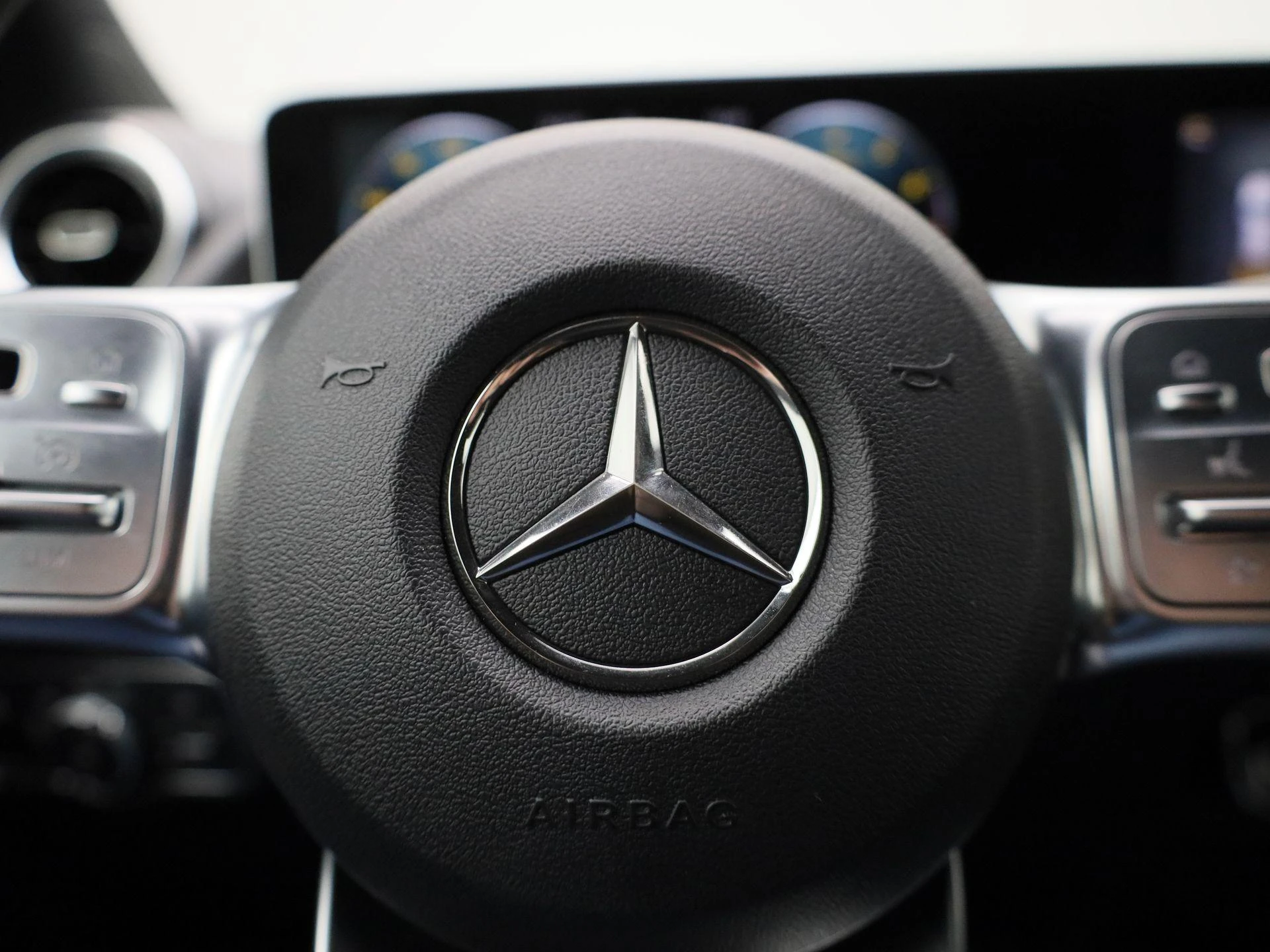 Mercedes-Benz B-Klasse 180 Business Solution AMG