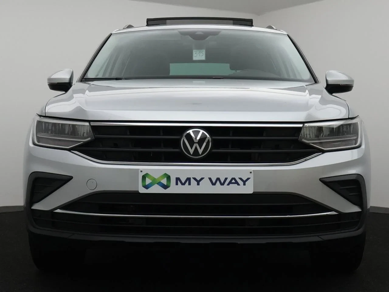 Volkswagen-Tiguan-image-1