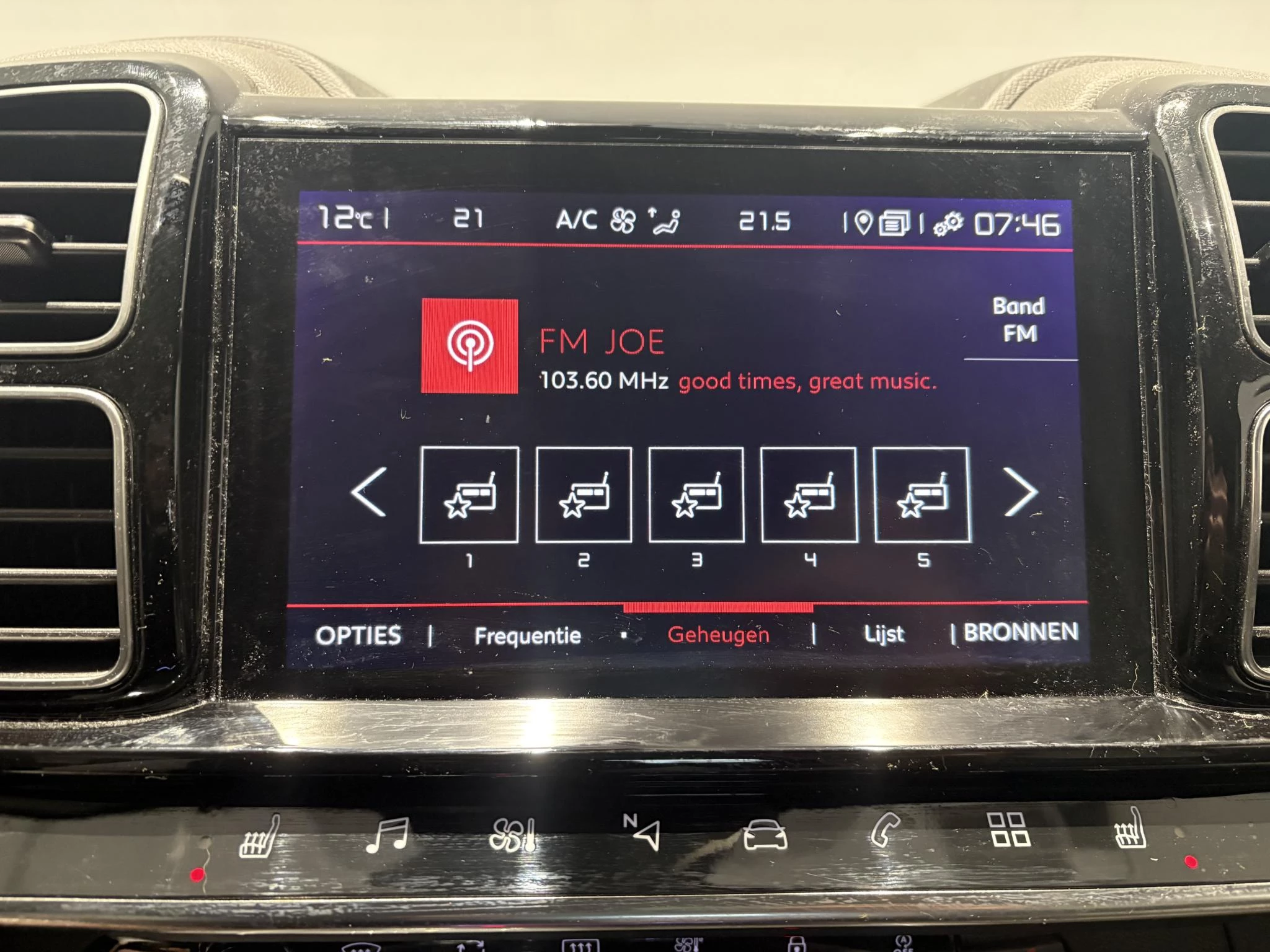 Citroën-C5 Aircross-image-28