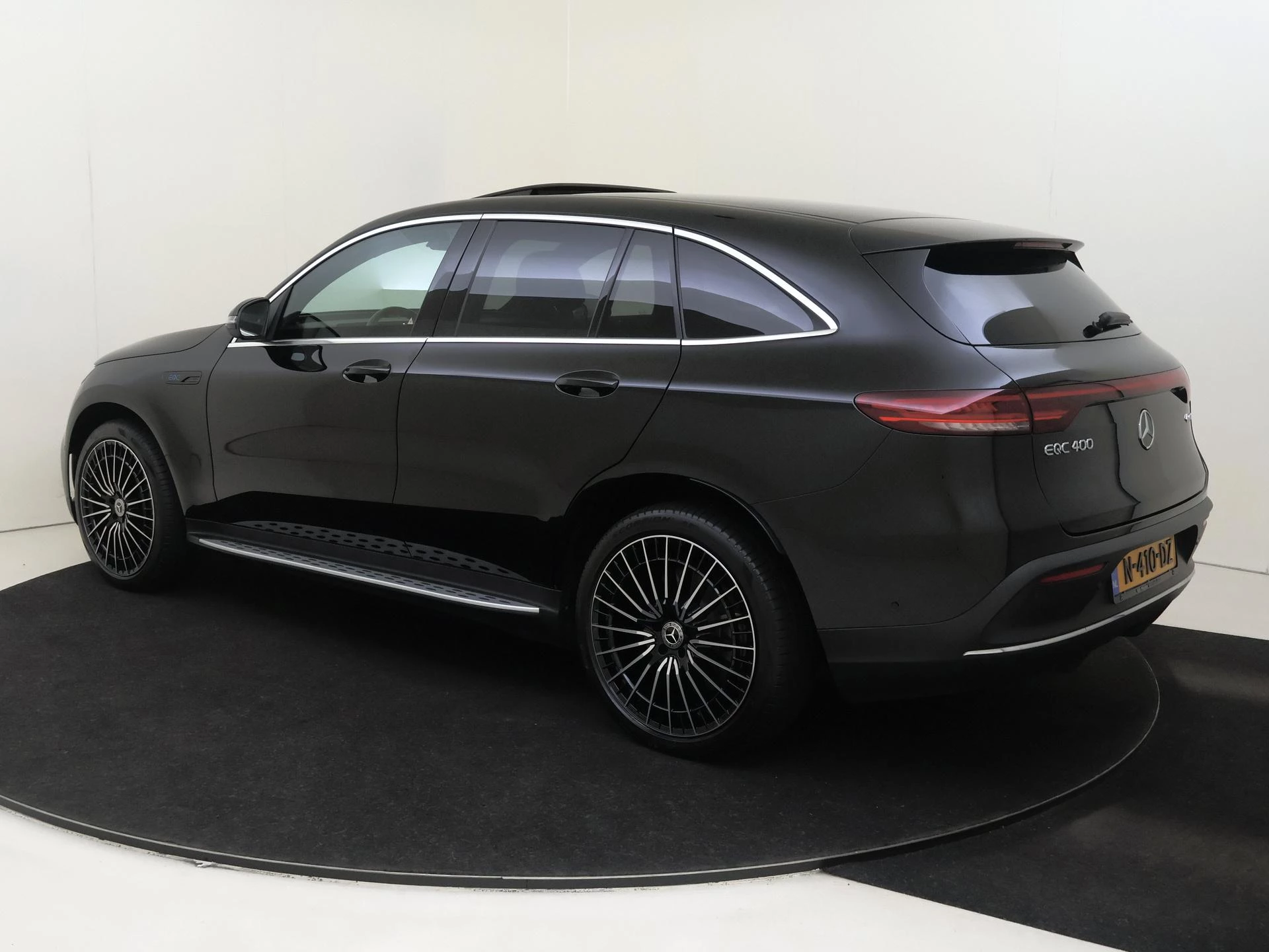 Mercedes-Benz Eqc