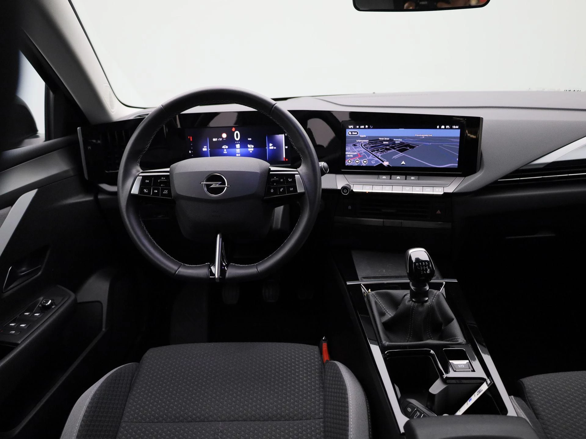 Opel-Astra-image-6