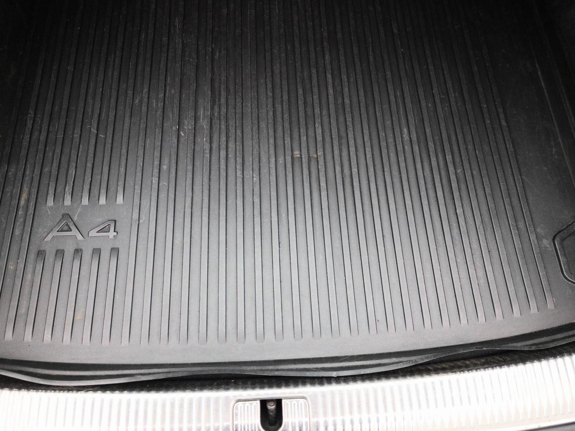 Audi-A4-image-13