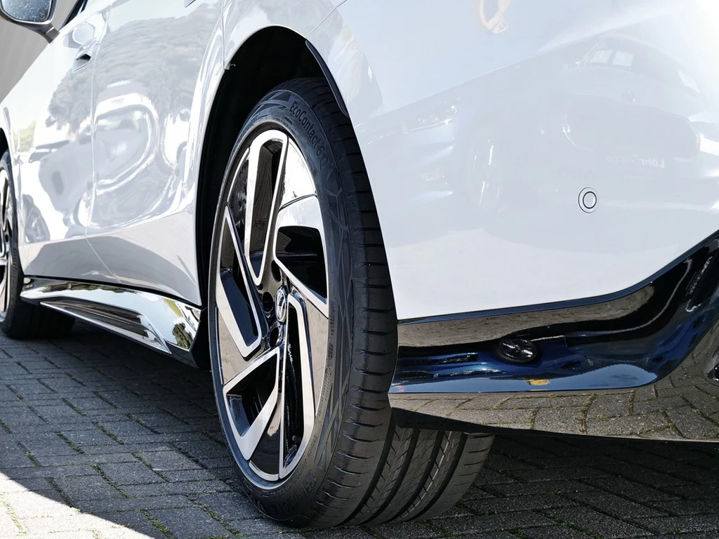Volkswagen-ID.7-image-4