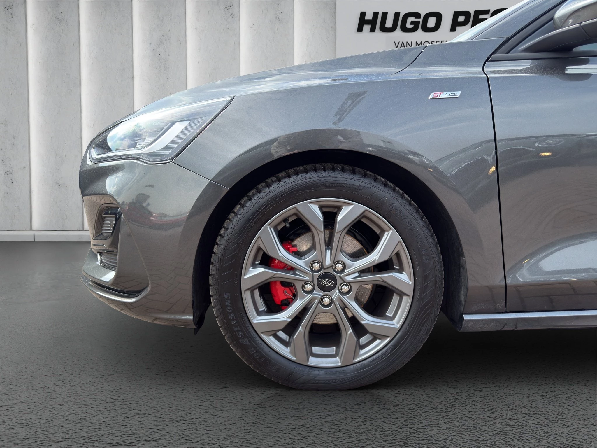 Ford Focus Mild-Hybrid ST-Line X Automatik