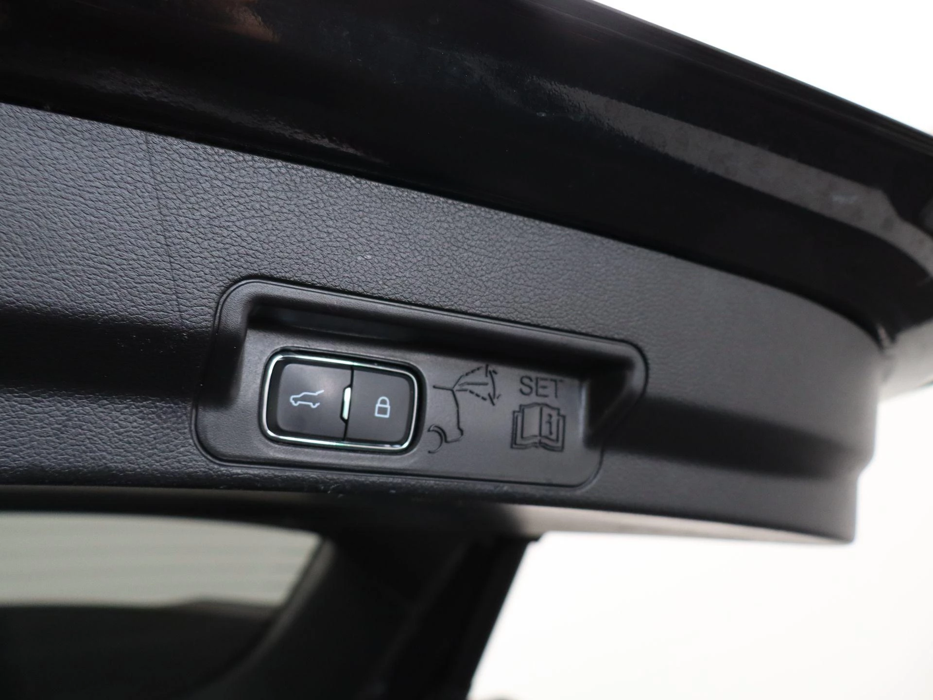 Ford-Explorer-image-34