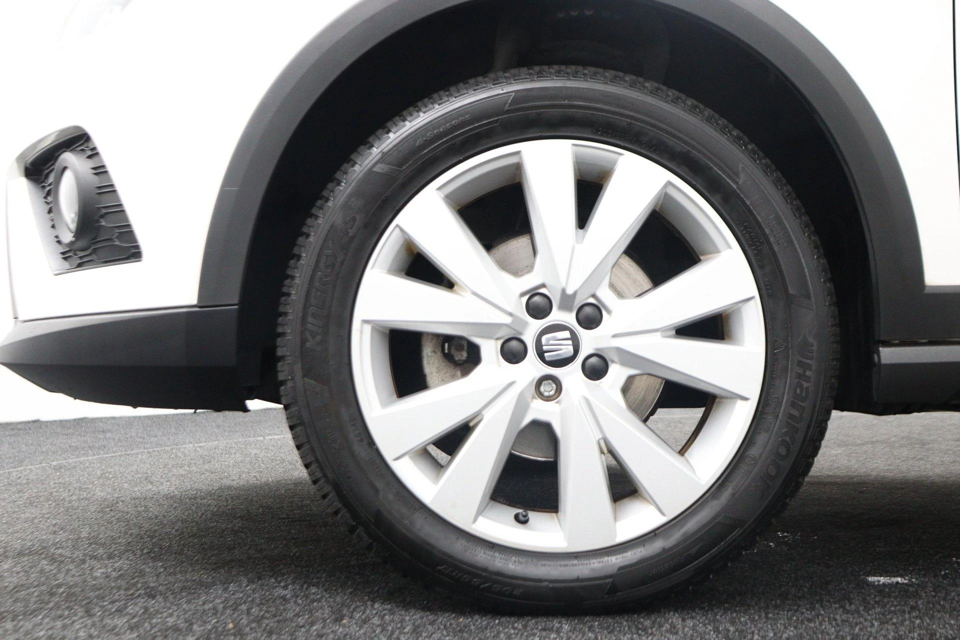 SEAT-Arona-image-11