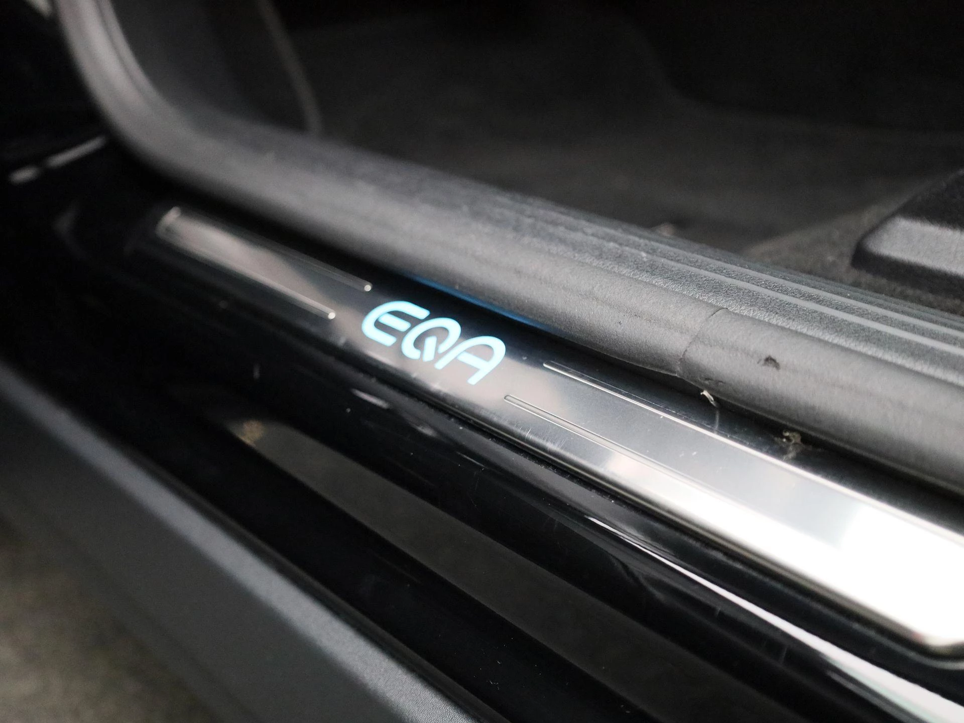 Mercedes-Benz-EQA-image-36