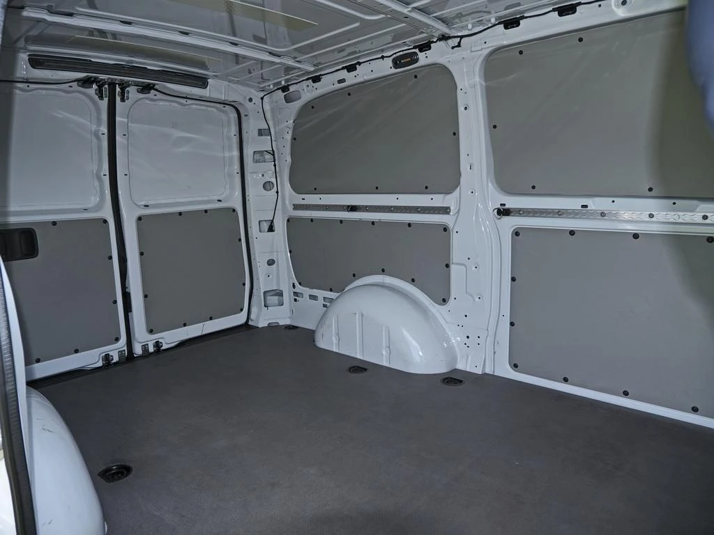 Mercedes-Benz-Vito 116-image-13