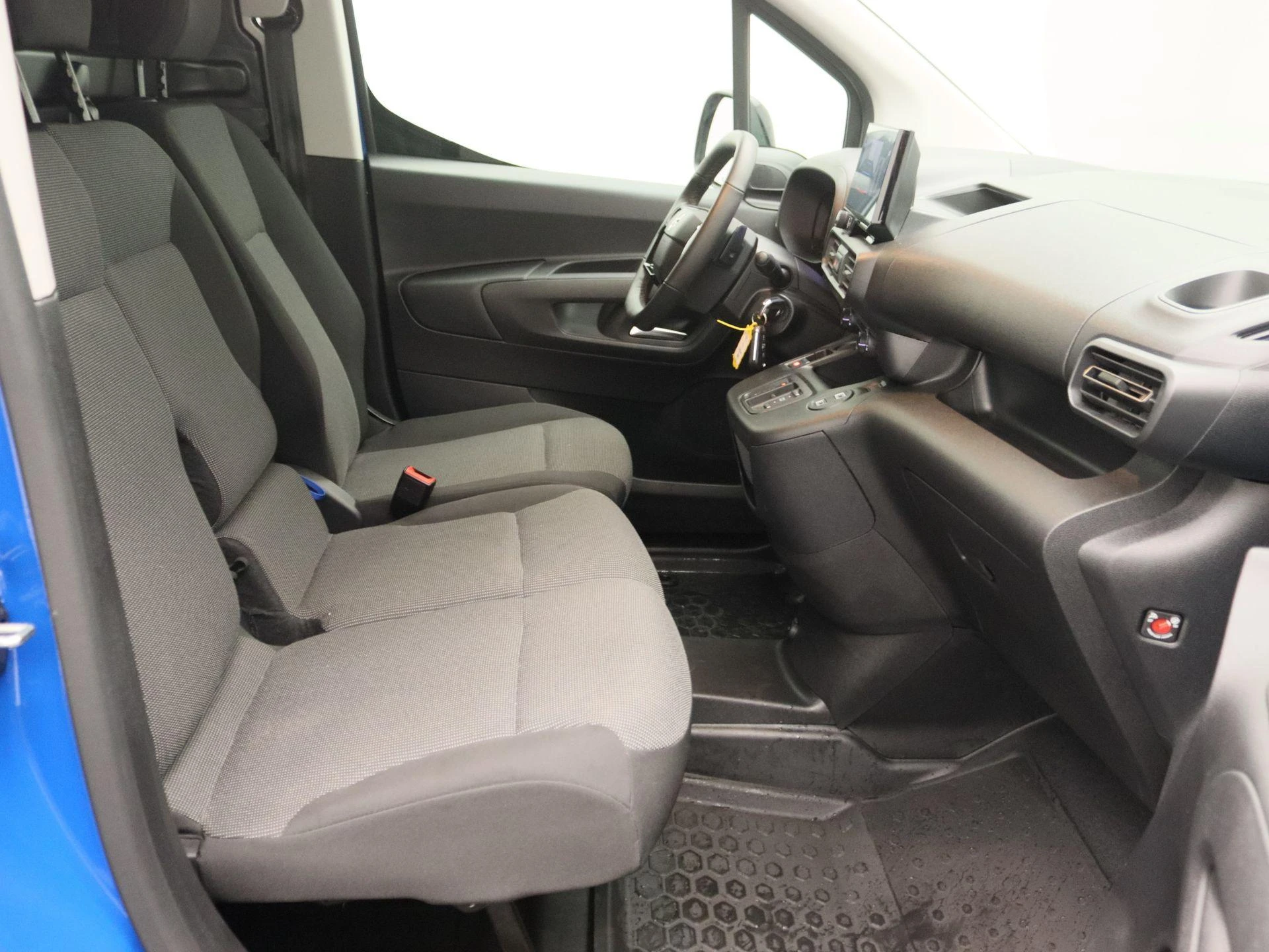 Opel-Combo-image-21
