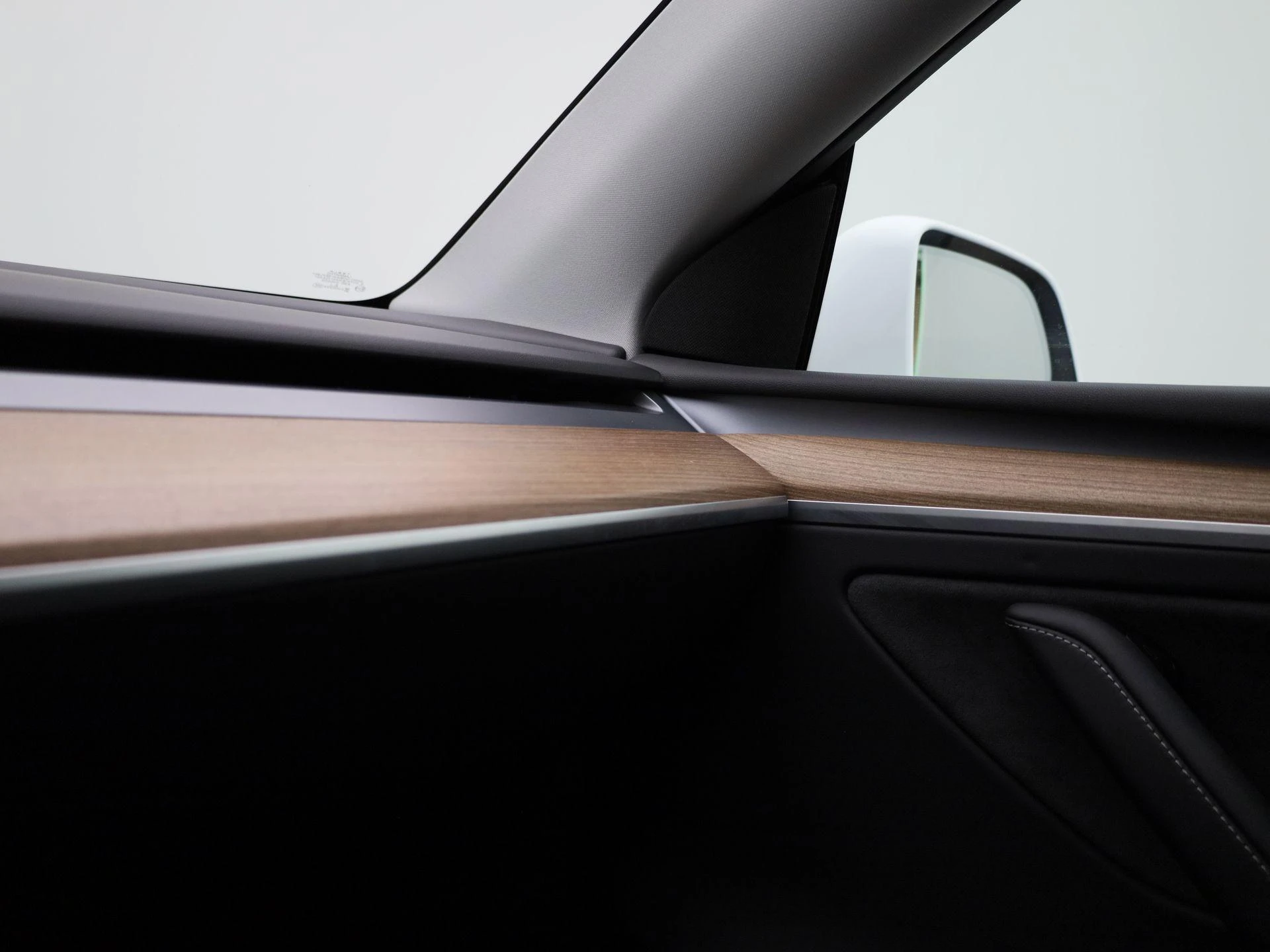 Tesla-Model Y-image-27