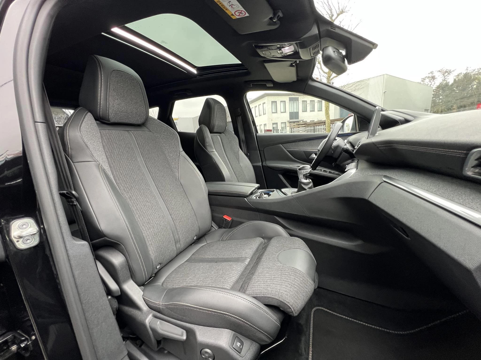 Peugeot-3008-image-24