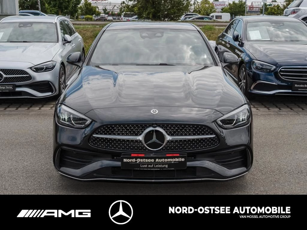 Mercedes-Benz C-Klasse 300 AMG AHK MBUX LED SHZ KEYLESS-GO AMG Line