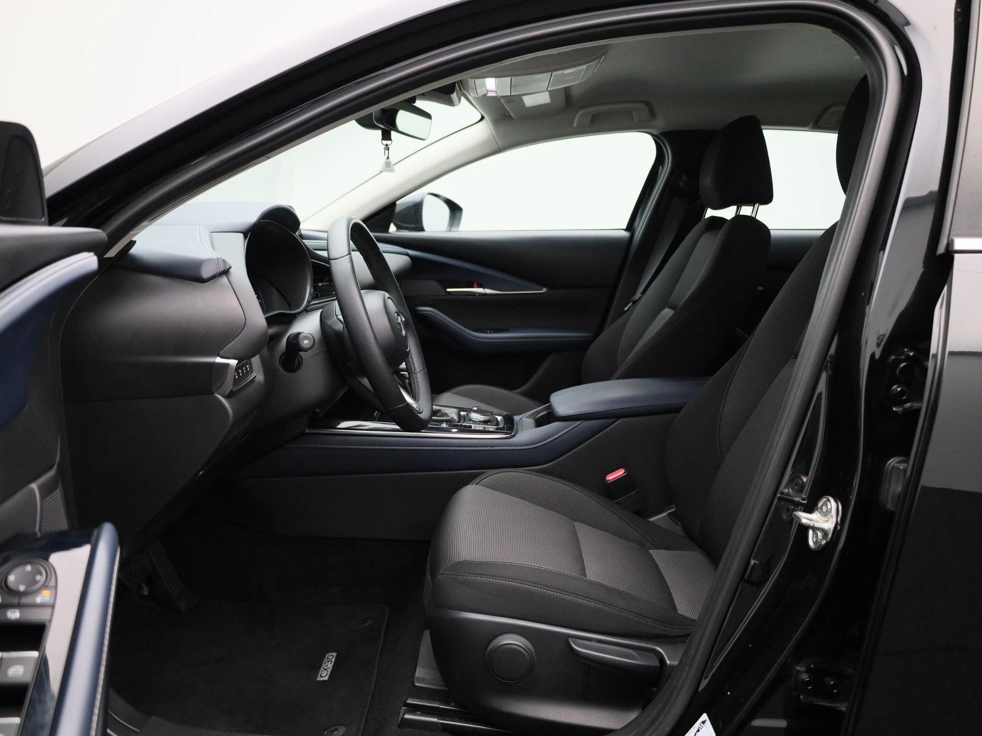 Mazda-CX-30-image-9