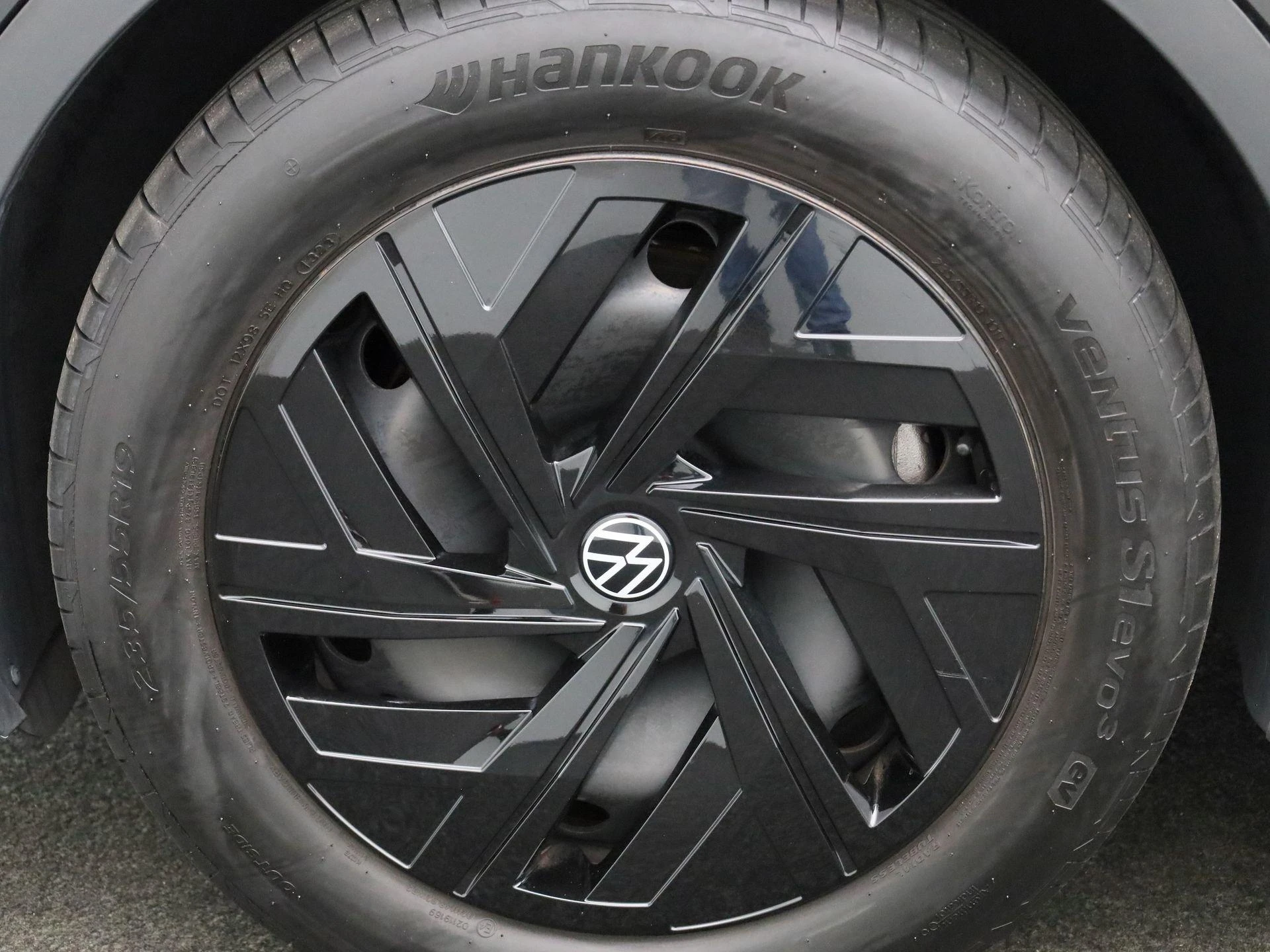 Volkswagen-ID.4-image-12