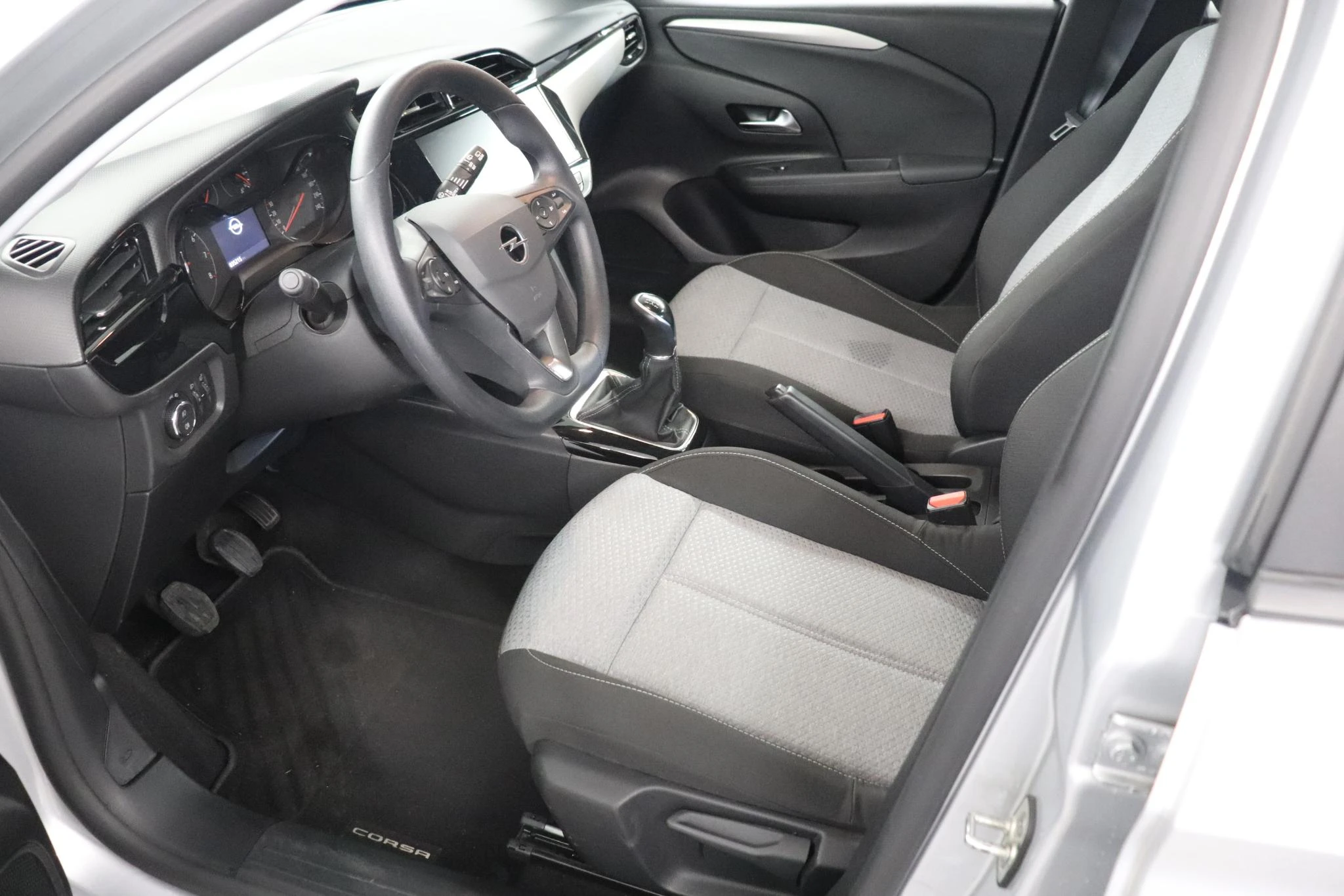 Opel-Corsa-image-12