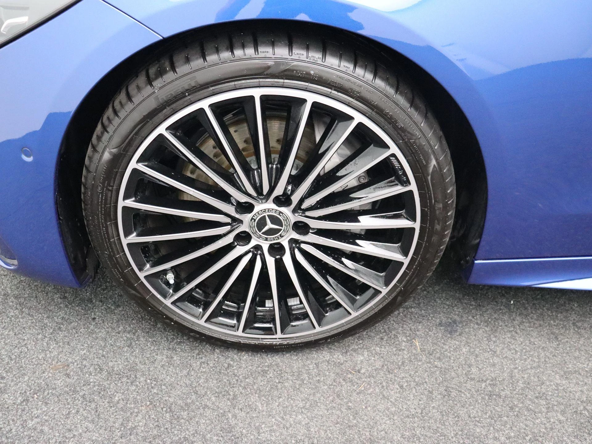 Mercedes-Benz-C-Klasse-image-6