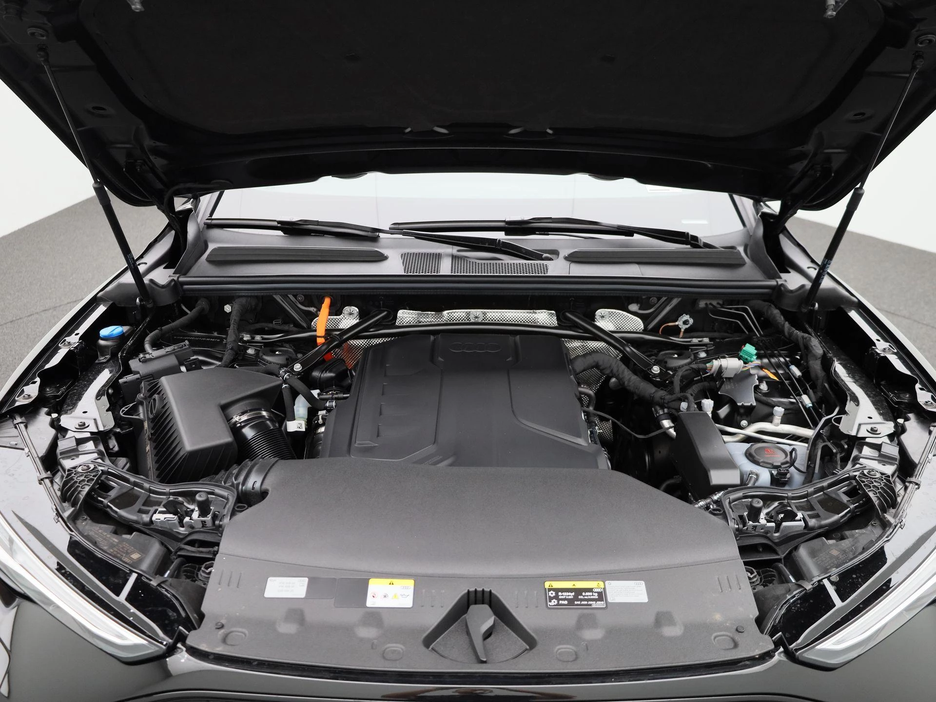 Audi Q5 2.0 TFSI e-hybrid quattro S edition Competition