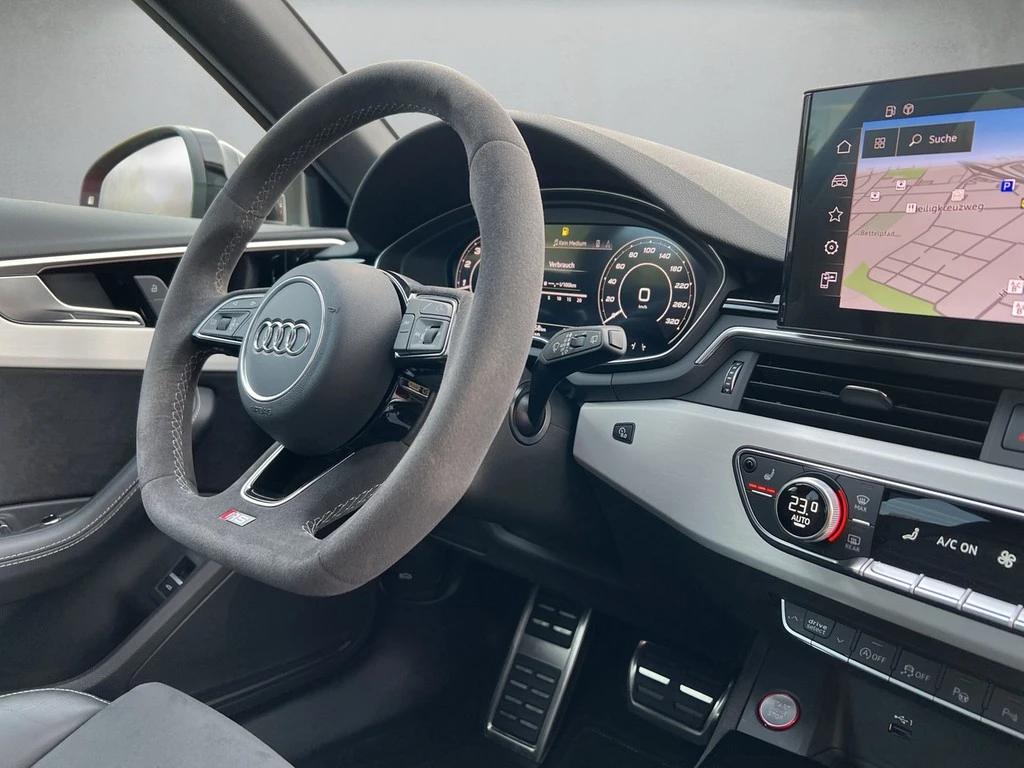 Audi-RS4-image-6