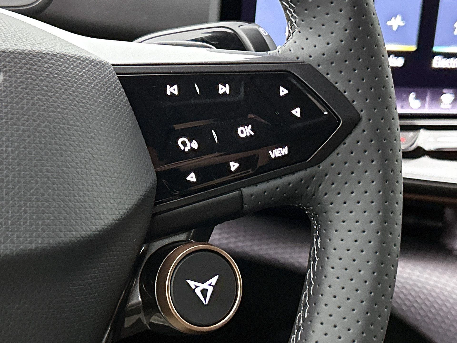 CUPRA Tavascan Business 82 kWh