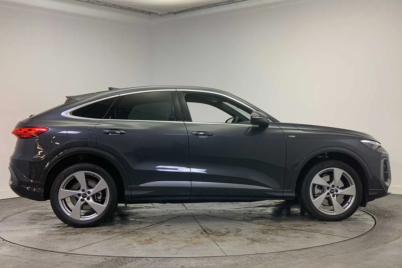 Audi-Q5-image-3