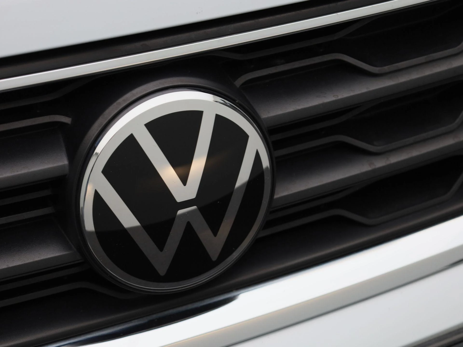 Volkswagen-T-Roc-image-31