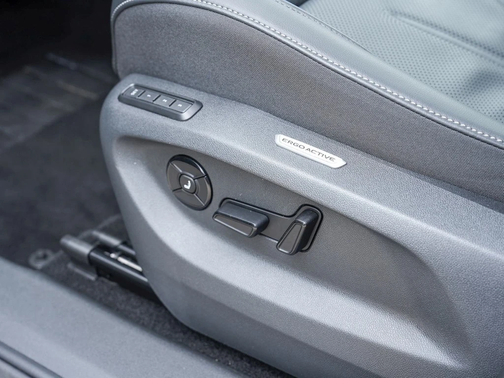 Volkswagen-Tiguan-image-18