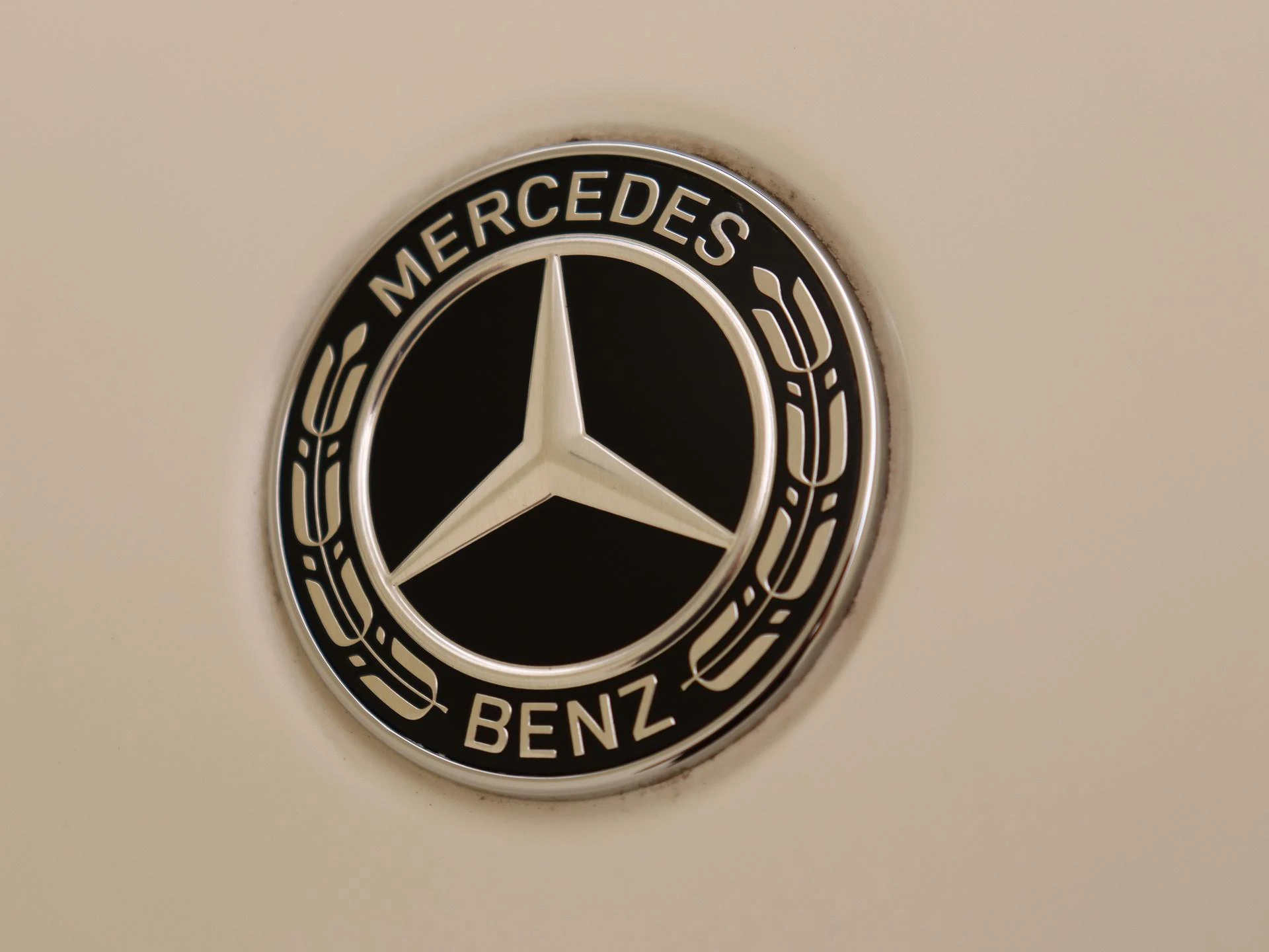 Mercedes-Benz-G-Klasse-image-29